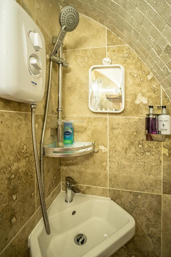 Mountview Pod Hotel Lochinver Kültér fotó