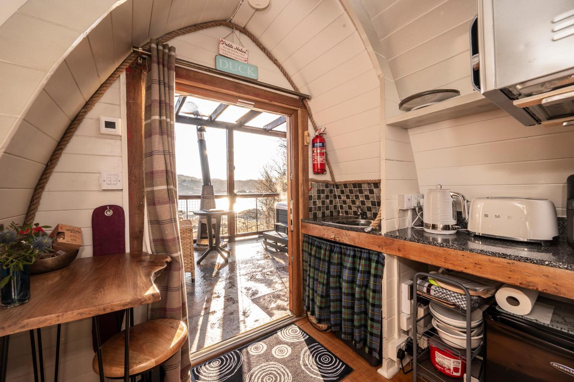 Mountview Pod Hotel Lochinver Kültér fotó